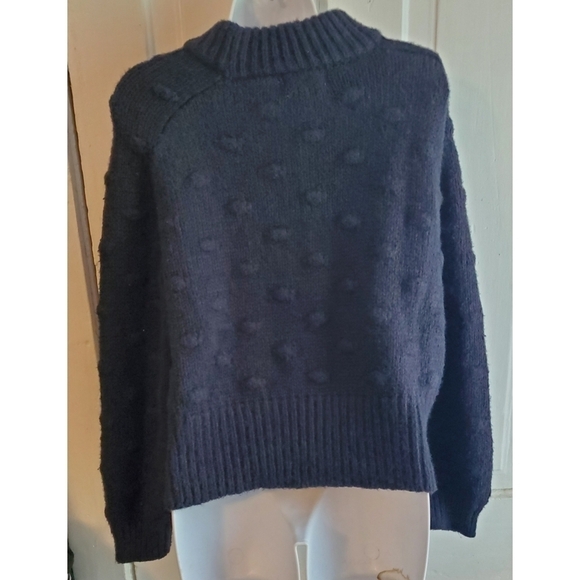 NEW Universal Thread Bobble Pullover Sweater - Picture 6 of 9